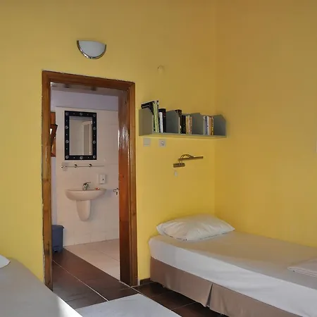 Hobbit Evi Guest house Cirali